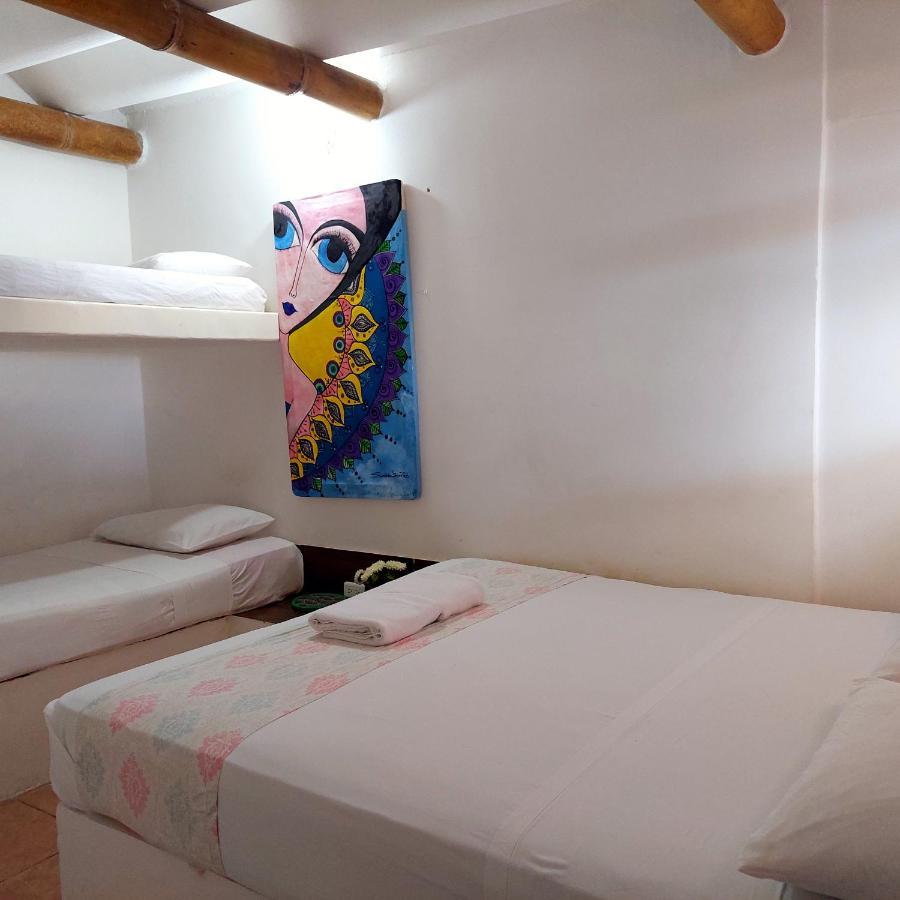 Caramba Hospedaje Hotel Tonsupa Ngoại thất bức ảnh